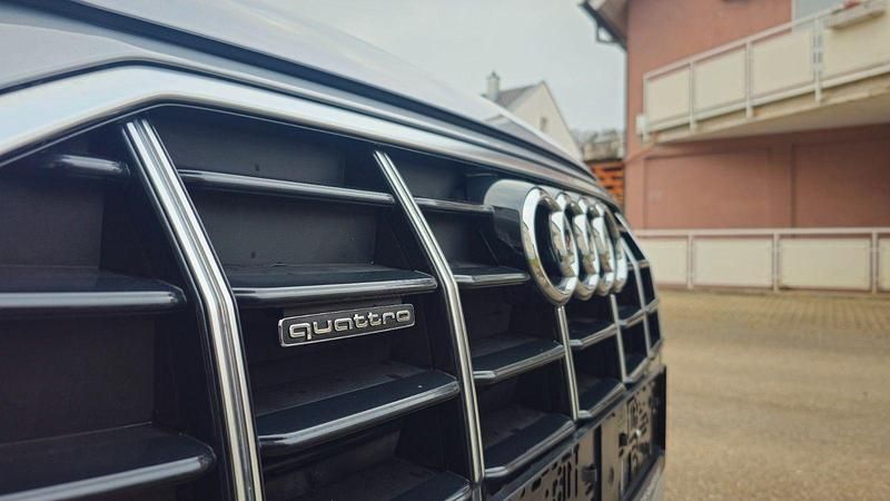 Gebraucht Audi Q5 Ambiente 204 PS (150 kW) 2023 Silber SUV