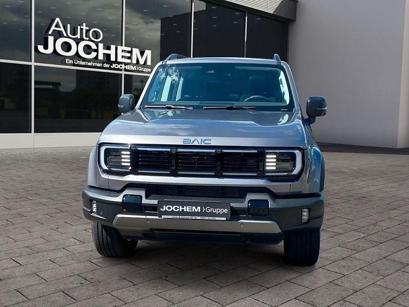 Schwarz Neu 2025 Baic BJ40 SUV | 49.974 € - Bild 1/4