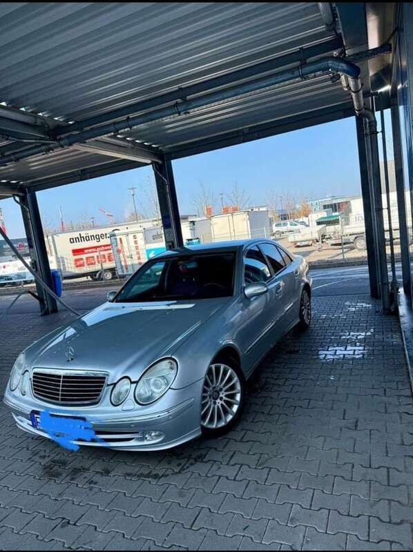 Gebraucht 2004 Mercedes E200 Avantgarde Limousine | 4.799 € (Fairer Preis) - Bild 1/4