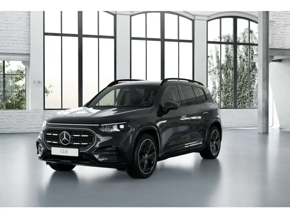 Gebraucht Mercedes GLB200 AMG line 184 PS (135 kW) 2026 Schwarz SUV