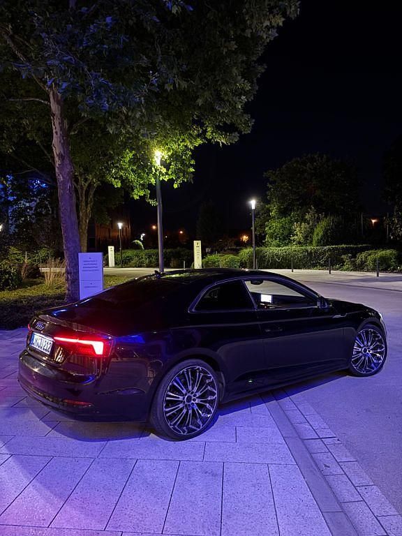 Second-hand Audi A5 Ambiente 190 CP (139 kW) 2017 Negru Coupe