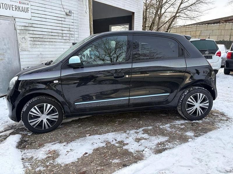 Gebraucht Renault Twingo 69 PS (50 kW) 2018 Schwarz Kleinwagen