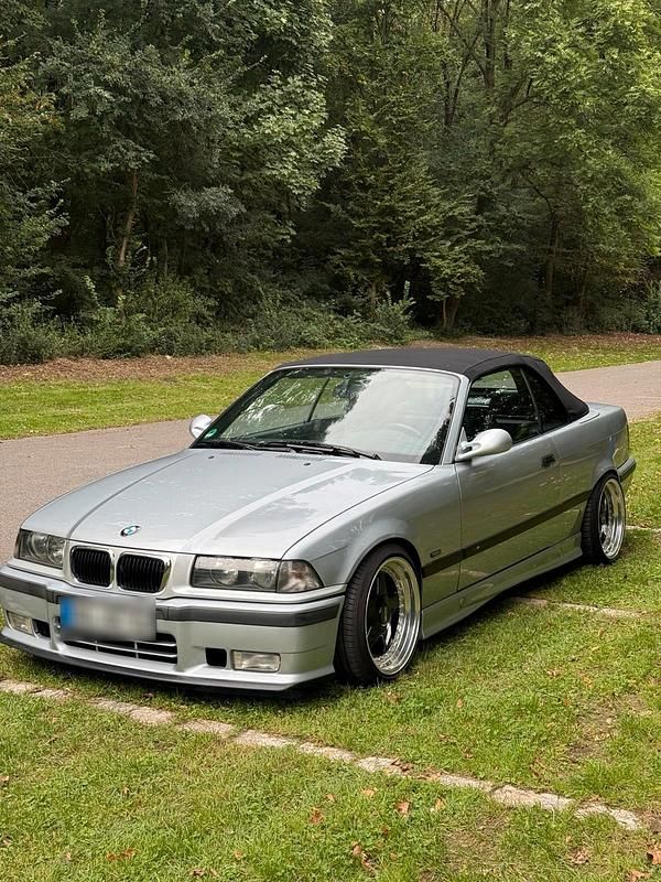 Gebraucht BMW 320 Cabriolet 150 PS (110 kW) 1997 Silber Cabrio