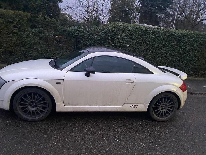 Weiß Gebraucht 1998 Audi TT Sport Coupé | 1.999 € (Superpreis) - Bild 1/4