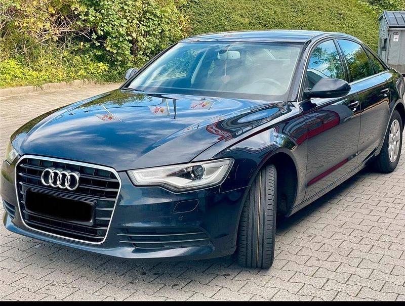 Blau Gebraucht 2014 Audi A6 Limousine | 11.000 € (Guter Preis) - Bild 1/4