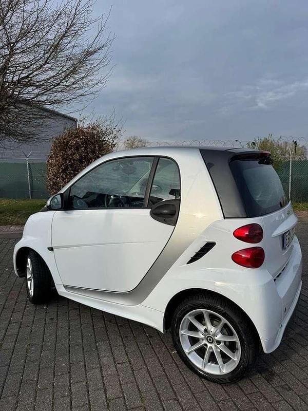 Gebraucht Smart ForTwo Coupé 84 PS (61 kW) 2014 Coupé