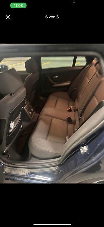 Gebraucht BMW 320 163 PS (119 kW) 2007 Blau Kombi