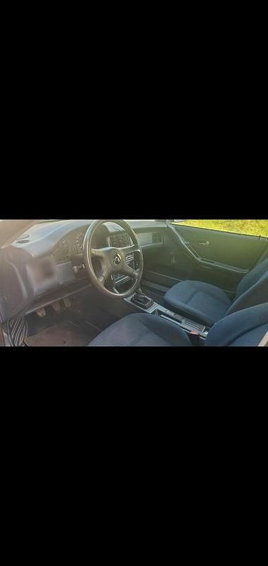 Second-hand Audi 80 90 CP (66 kW) 1990 Argintiu Berlinǎ