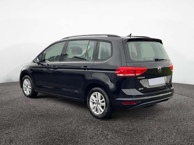 Gebraucht VW Touran Comfortline 122 PS (89 kW) 2021 Schwarz Van / Kleinbus