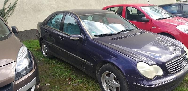 Second-hand Mercedes C180 2003 Albastru Berlinǎ