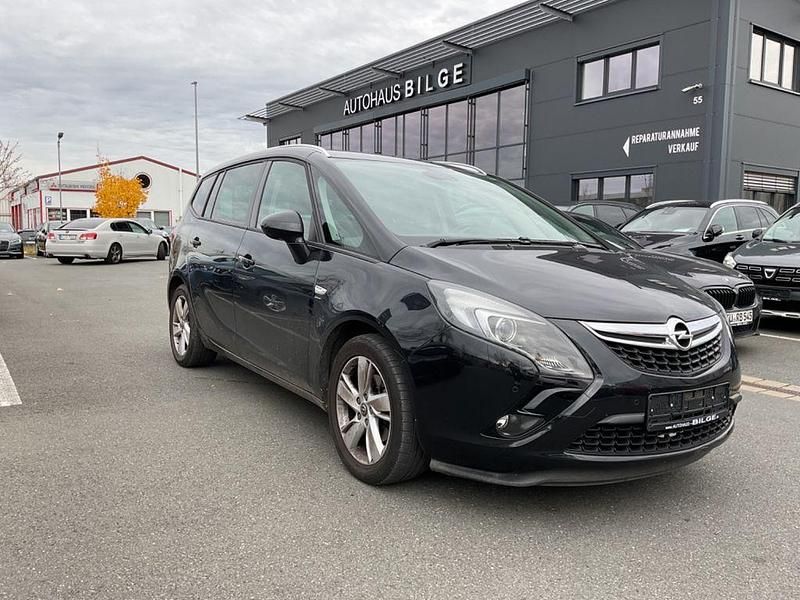 Schwarz Gebraucht 2016 Opel Zafira Tourer drive Van / Kleinbus | 12.900 € (Fairer Preis) - Bild 1/4