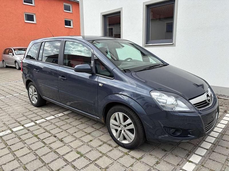 Metro m2 Gebraucht 2008 Opel Zafira Innovation Van / Kleinbus | 1.650 € (Superpreis) - Bild 1/4