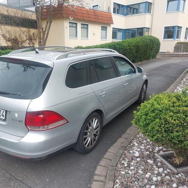 Gebraucht VW Golf VI Comfortline 140 PS (102 kW) 2008 Silber Kleinwagen