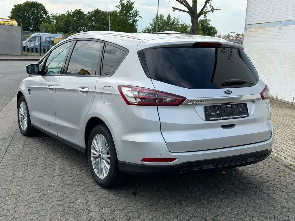 Gebraucht Ford S-MAX S 150 PS (110 kW) 2018 Silber Van / Kleinbus
