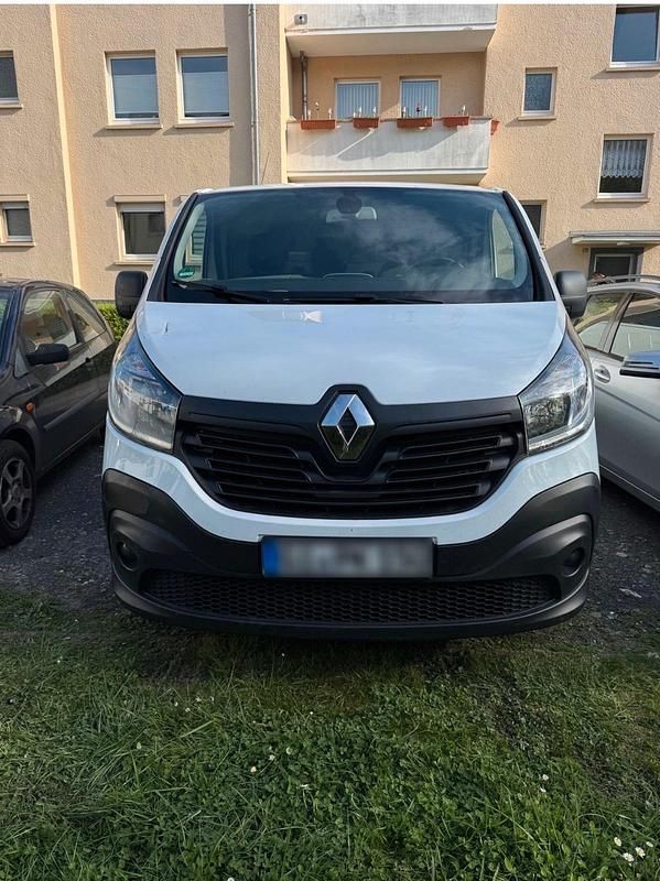 Gebraucht Renault Trafic 145 PS (106 kW) 2019 Weiß Van / Kleinbus