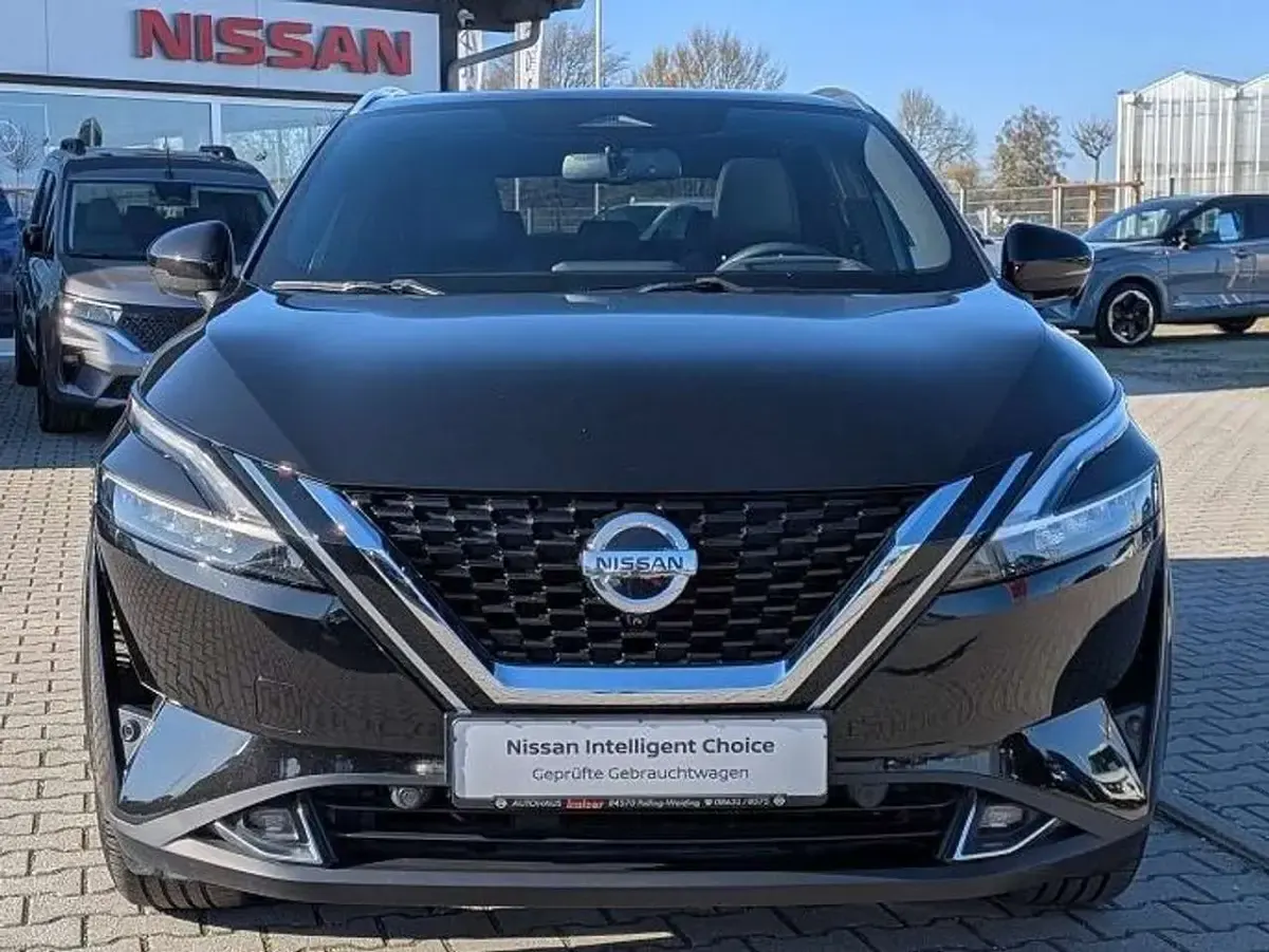 Gebraucht Nissan Qashqai Tekna 158 PS (116 kW) 2022 Schwarz SUV