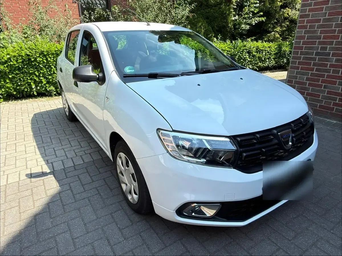 Gebraucht Dacia Sandero Essentiel 73 PS (53 kW) 2019 Weiß Limousine