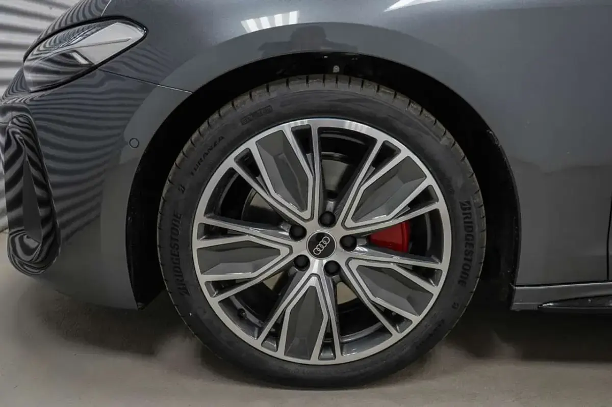 Nouă Audi A5 S-Line 204 CP (150 kW) 2026 Gri Break