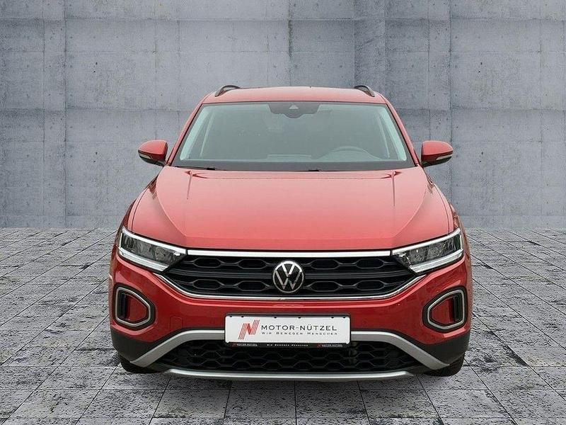 Second-hand VW T-Roc Beats 150 CP (110 kW) 2022 Roșu SUV
