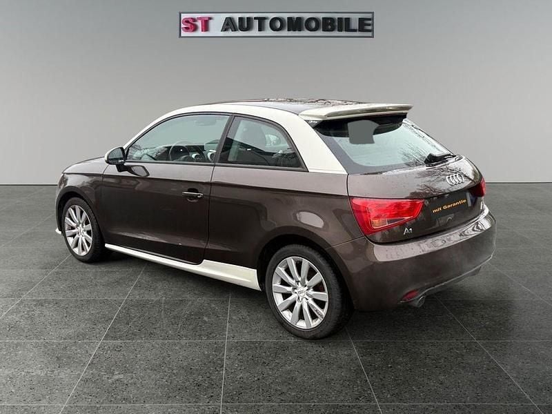 Gebraucht Audi A1 S-Line 105 PS (77 kW) 2012 Braun Kleinwagen