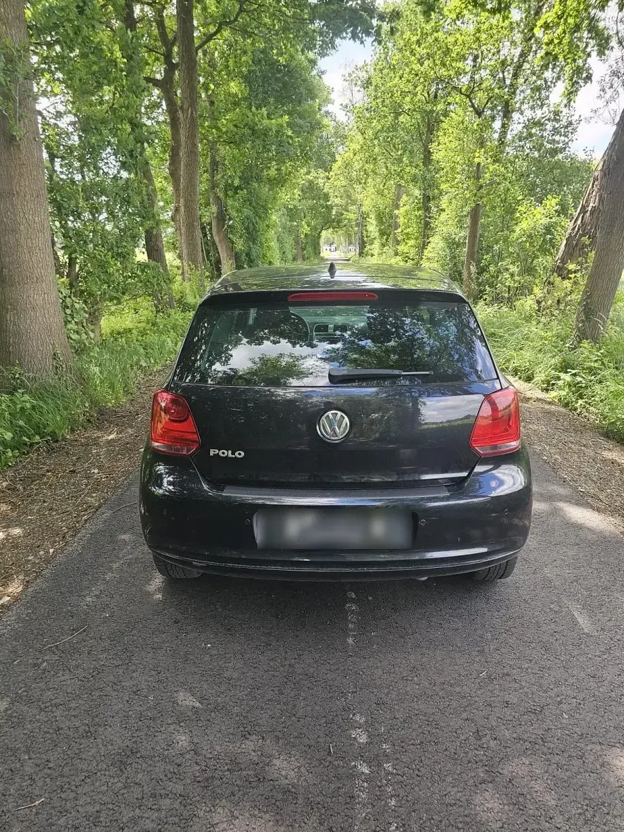 Gebraucht VW Polo Edition 60 PS (44 kW) 2013 Schwarz Kleinwagen