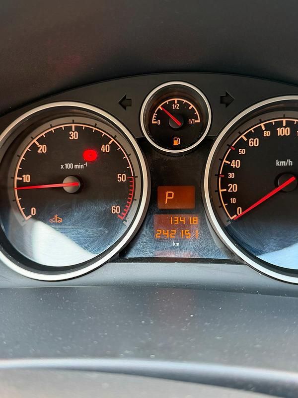 Gebraucht Opel Astra 120 PS (88 kW) 2008 Blau Limousine