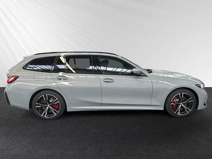 Neu BMW 320 M Sport 190 PS (139 kW) 2025 Black sapphire metallic Kombi