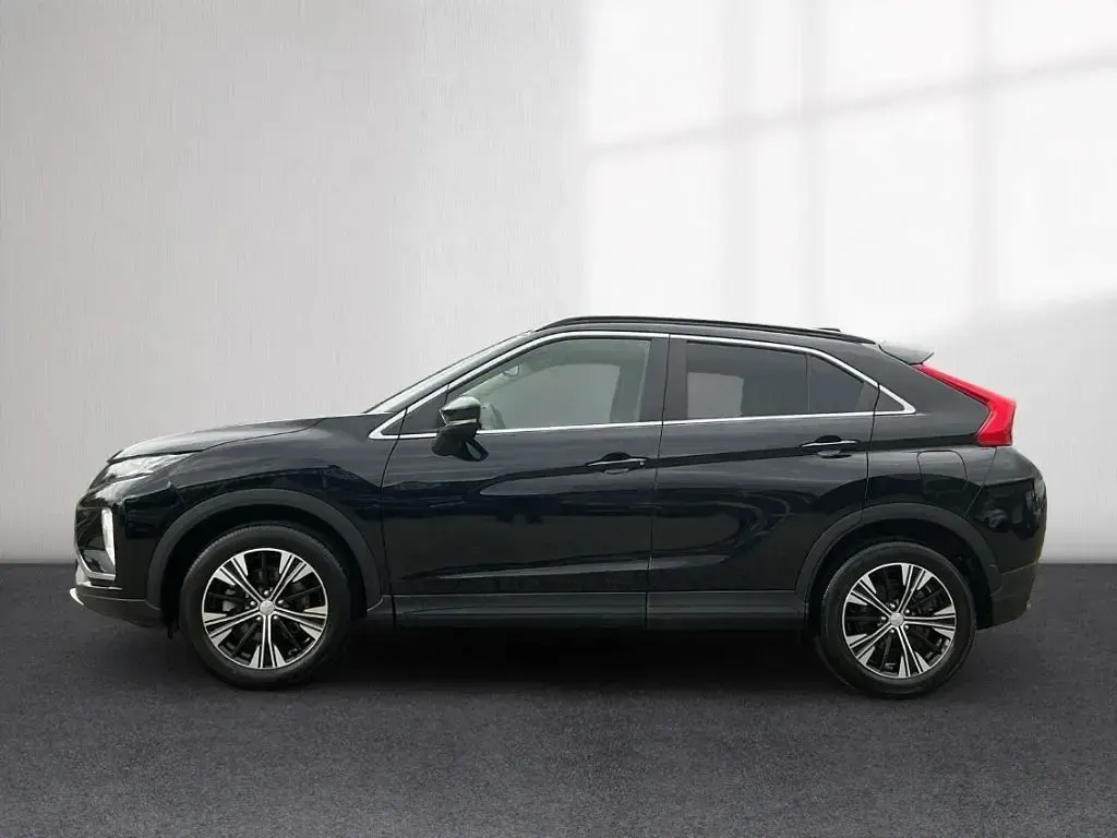 Gebraucht Mitsubishi Eclipse Cross Active 163 PS (119 kW) 2021 P) (schwarz SUV