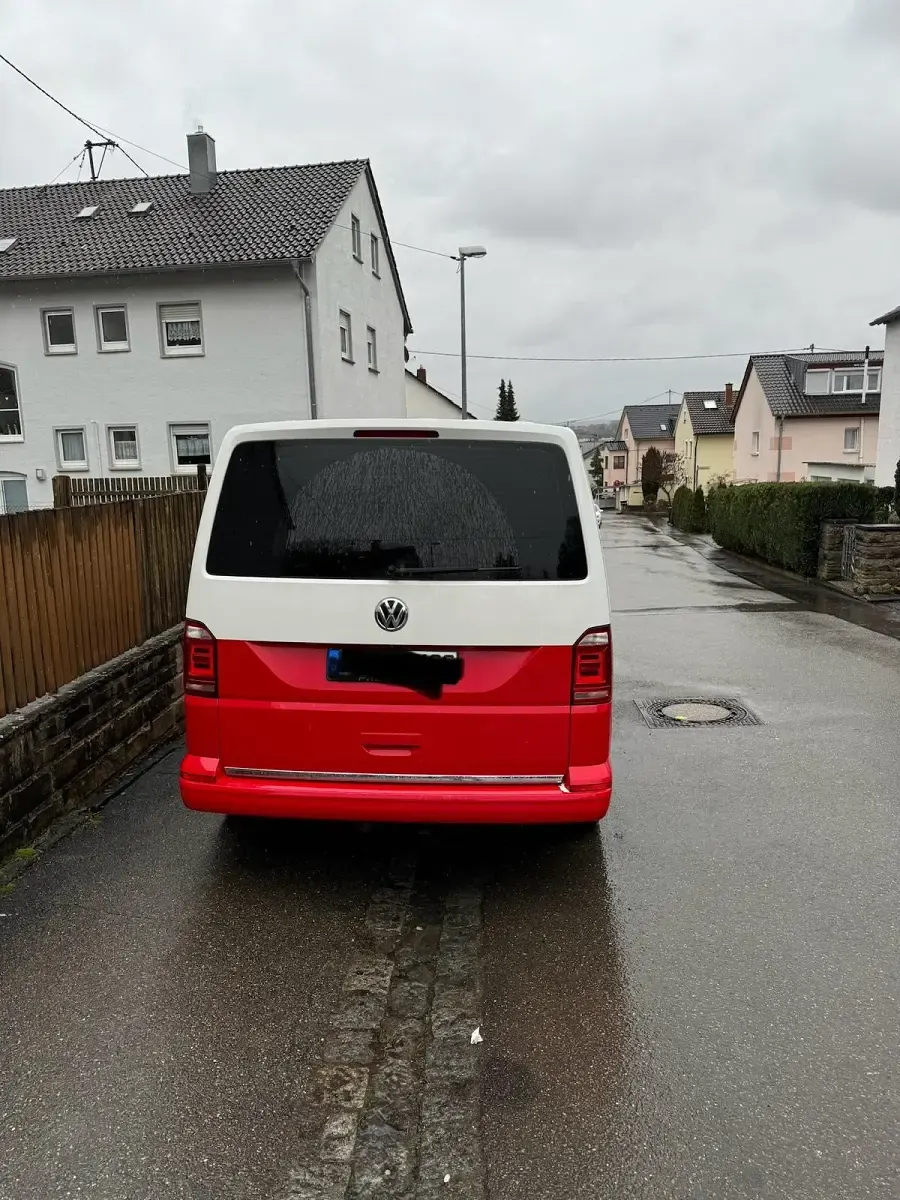 Gebraucht VW Multivan 150 PS (110 kW) 2016 Weiß Van / Kleinbus