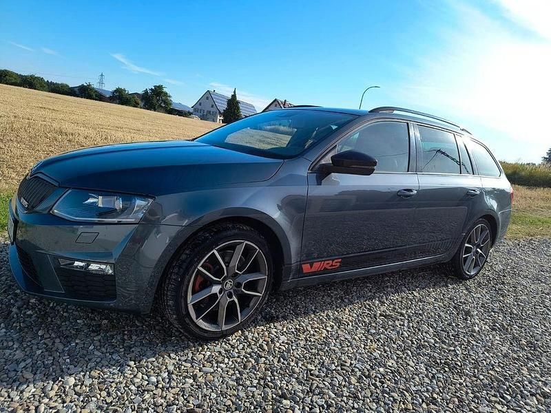 Grau Gebraucht 2014 Skoda Octavia RS Kombi | 9.900 € (Superpreis) - Bild 1/4