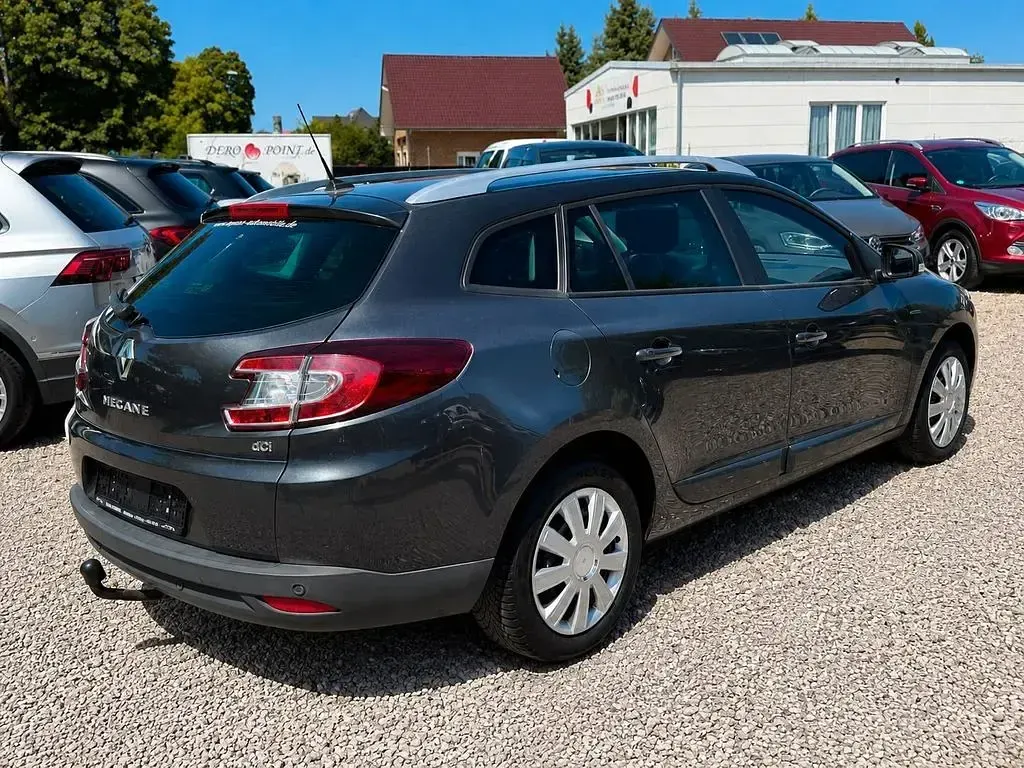 Gebraucht Renault Mégane III LIMITED 110 PS (80 kW) 2014 Grau Limousine