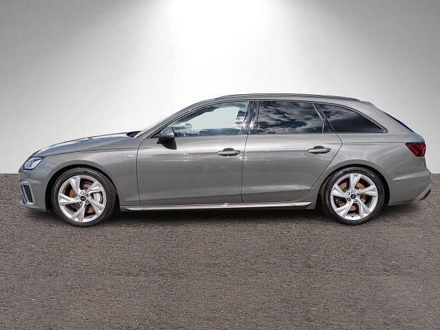 Gebraucht Audi A4 S-Line 265 PS (194 kW) 2024 Chronosgrau metallic Kombi
