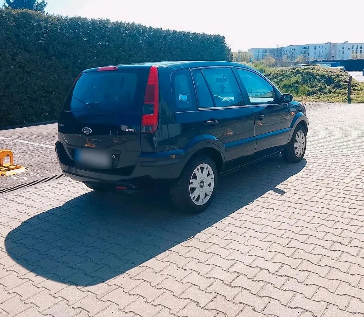 Brugt Ford Fusion 65 HK (47 kW) 2005 Blå Hatchback