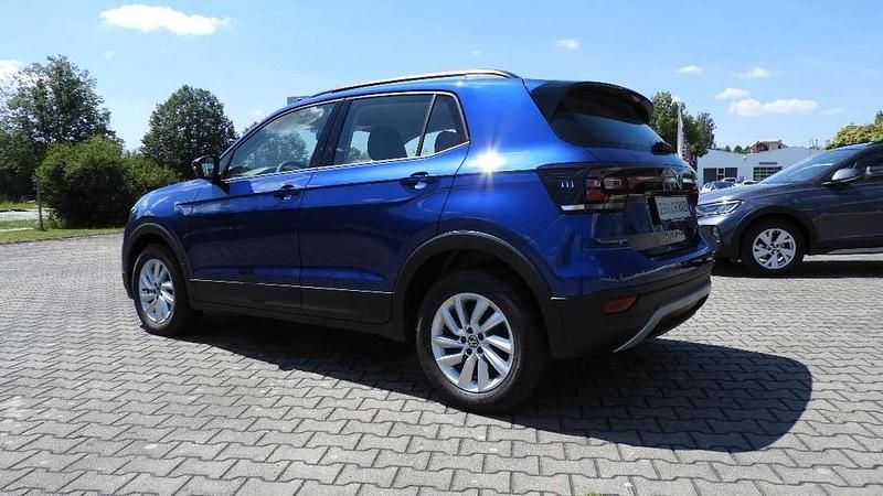 Usata VW T-Cross Life 95 CV (69 kW) 2024 Blu SUV