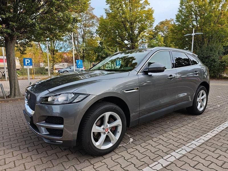 Grau Gebraucht 2018 Jaguar F-Pace Portfolio SUV | 23.999 € (Superpreis) - Bild 1/4