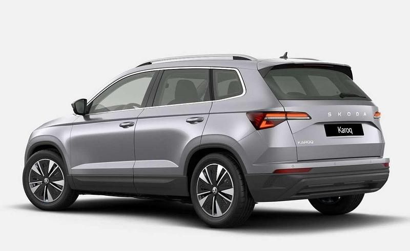 Neu Skoda Karoq Selection 150 PS (110 kW) 2025 Moonweiß perleffekt SUV
