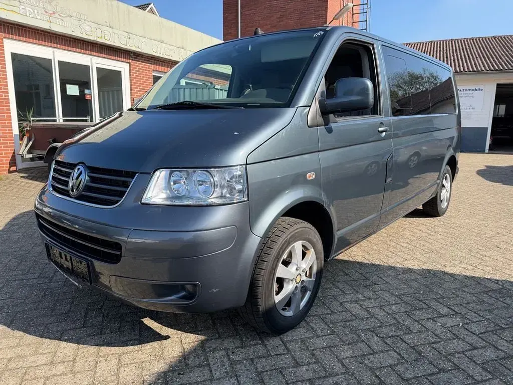 Gebraucht VW Caravelle Comfortline 174 PS (127 kW) 2009 Grau Van