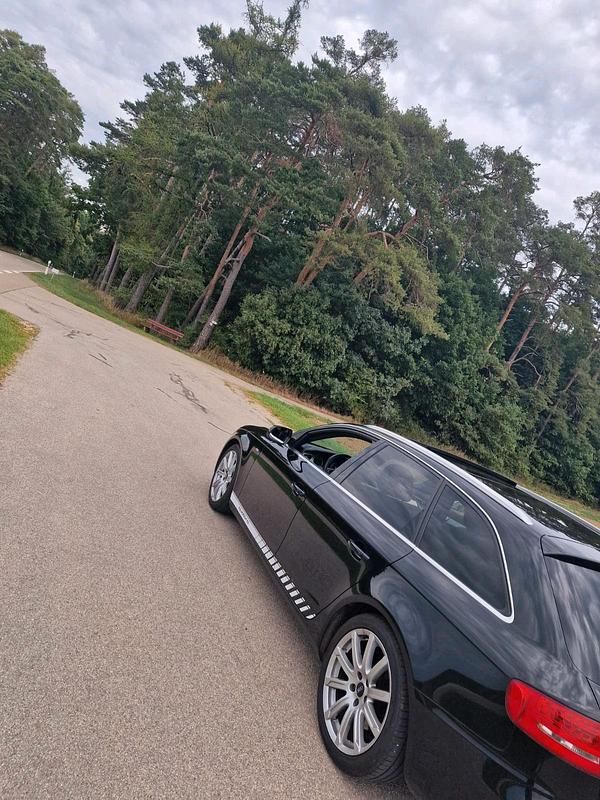Gebraucht Audi A4 S-Line 160 PS (117 kW) 2011 Schwarz Kombi