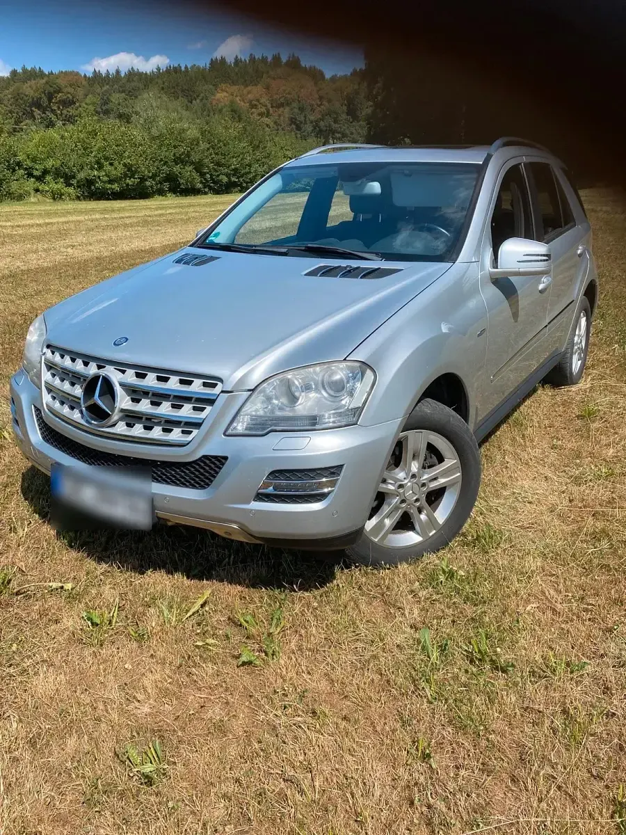Gebraucht Mercedes ML350 230 PS (169 kW) 2011 Silber SUV