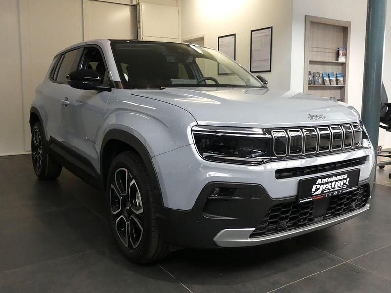 Neu Jeep Avenger Summit 101 PS (74 kW) 2025 Grau SUV