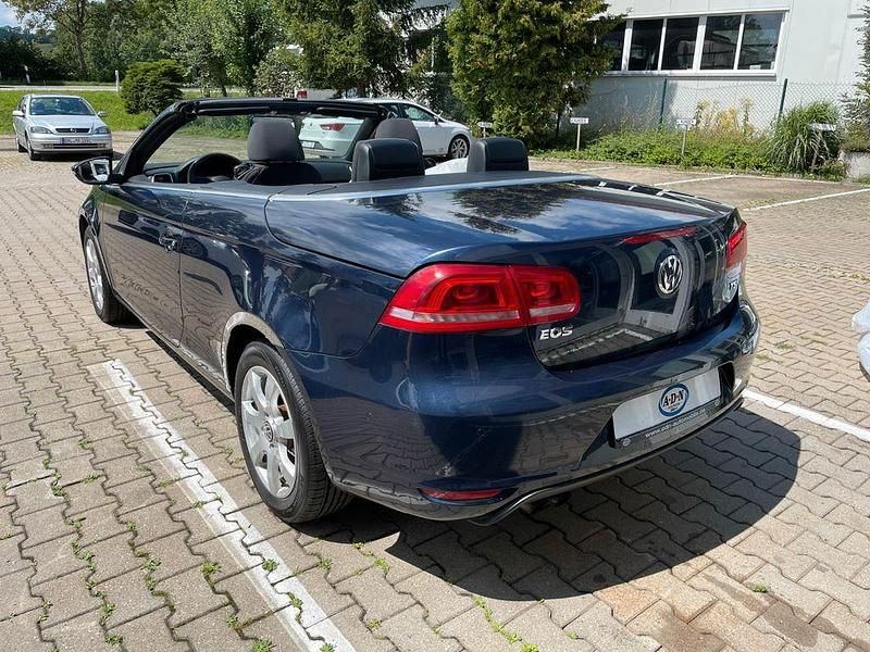 Gebraucht VW Eos 122 PS (89 kW) 2011 Blau Cabrio