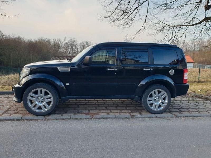 Gebraucht Dodge Nitro SXT 177 PS (130 kW) 2008 Schwarz SUV