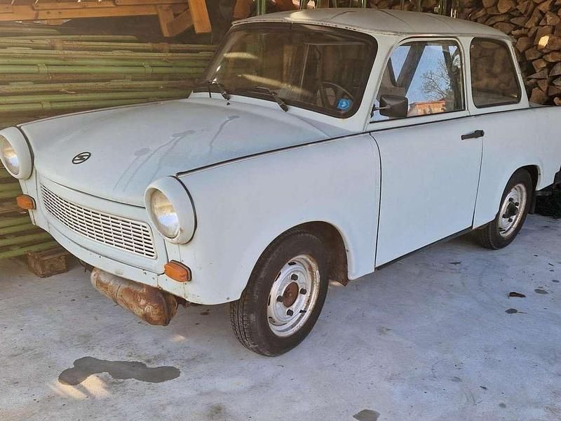 Gebraucht Trabant 601 26 PS (19 kW) 1990 Hellblau Kleinwagen