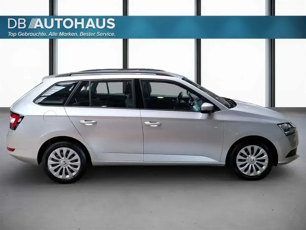 Gebraucht Skoda Fabia Ambition 95 PS (69 kW) 2021 Silber Kleinwagen