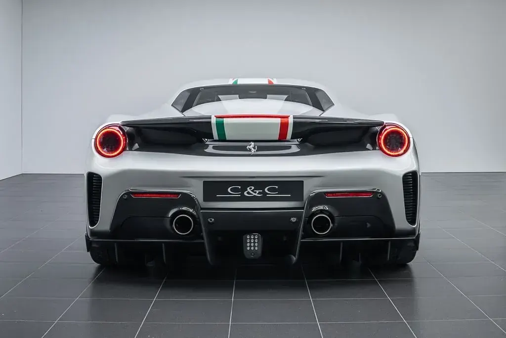 Gebraucht Ferrari 488 721 PS (530 kW) 2021 Argento nürburgring Coupé