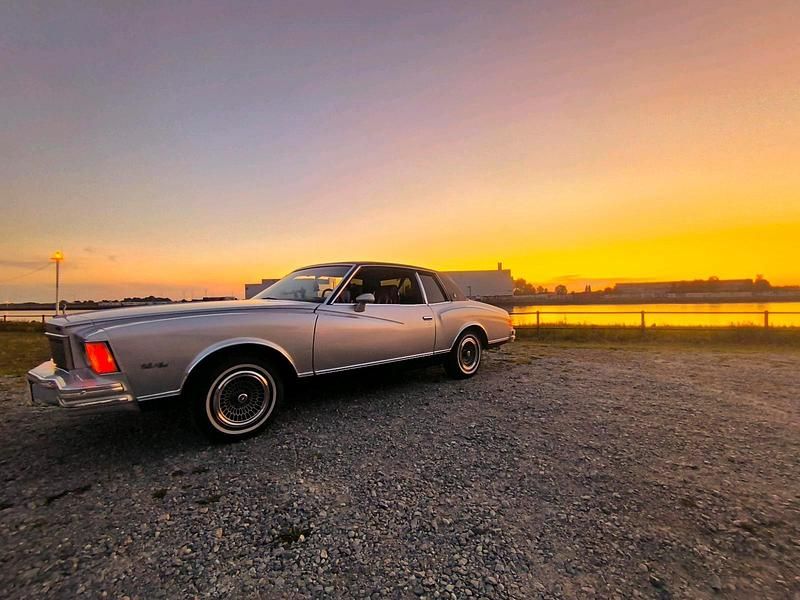 Gebraucht Chevrolet Monte Carlo 147 PS (108 kW) 1978 Silber Coupé