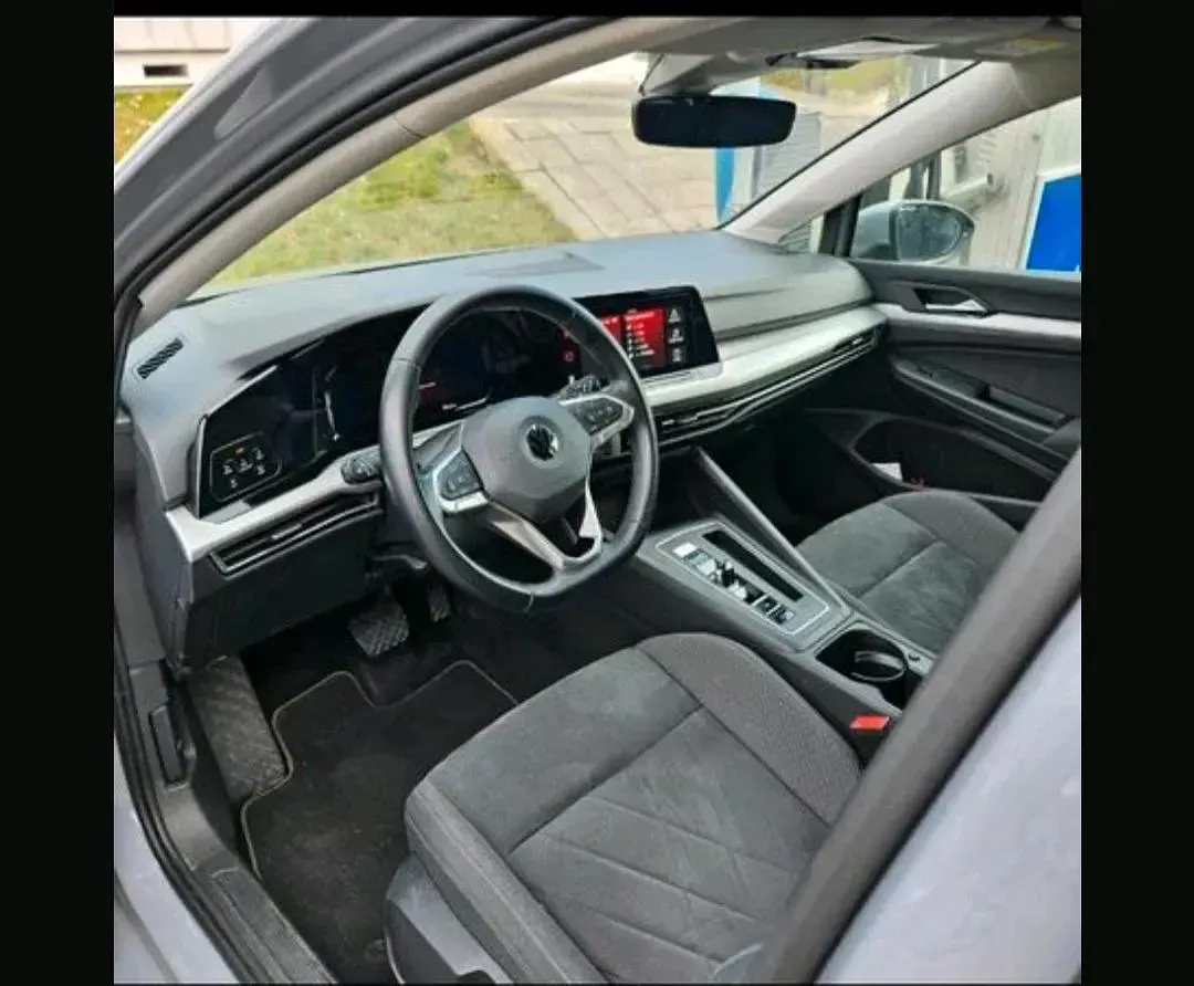 Gebraucht VW Golf VII Life 150 PS (110 kW) 2020 Grau Kleinwagen