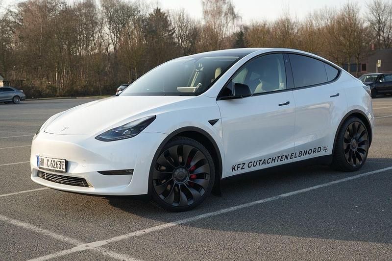 Gebraucht Tesla Model Y Performance 392 kW (534 PS) 2024 Weiß SUV