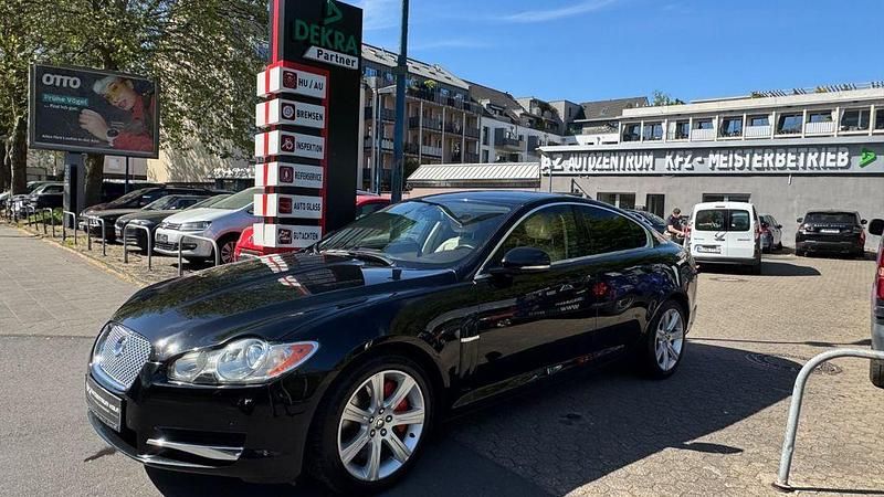 Second-hand Jaguar XF 211 CP (155 kW) 2011 Negru Berlinǎ