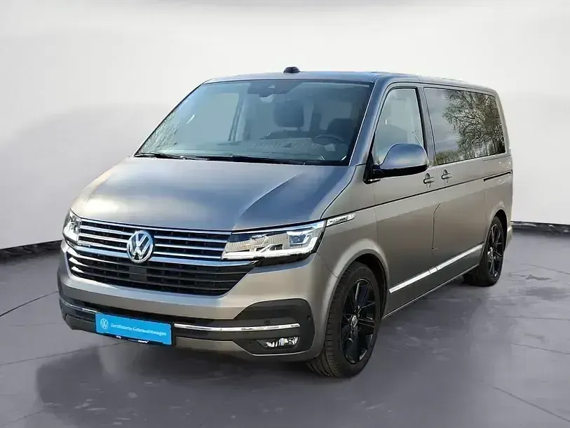 Second-hand VW Multivan Highline 204 CP (150 kW) 2023 Bej Monovolum